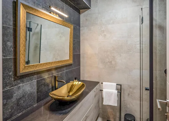 5 Bedroom Beautiful In Дом отдыха