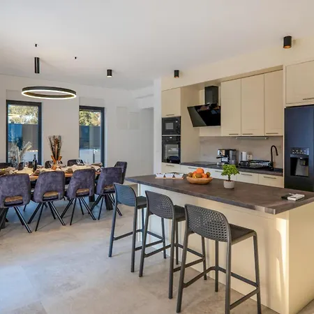 5 Bedroom Beautiful In Zaton Zaton (Zadar)