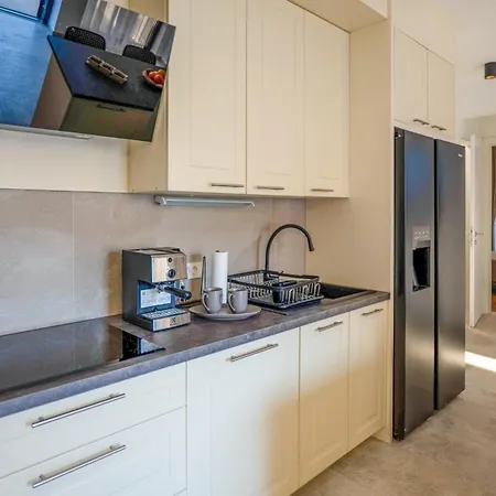 5 Bedroom Beautiful In Zaton * Zaton (Zadar)
